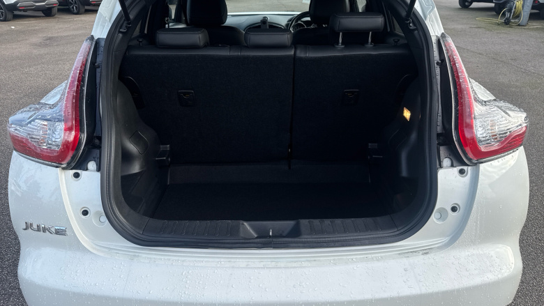 Nissan Juke 1.6 Tekna 5dr Xtronic [Bose] Petrol Hatchback